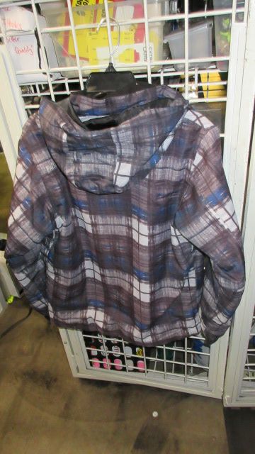 Used Pulse Plaid Snow Jacket Youth Size Medium ( 12/14) - no front zipper