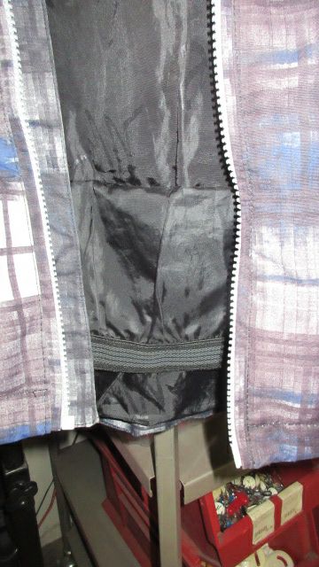 Used Pulse Plaid Snow Jacket Youth Size Medium ( 12/14) - no front zipper